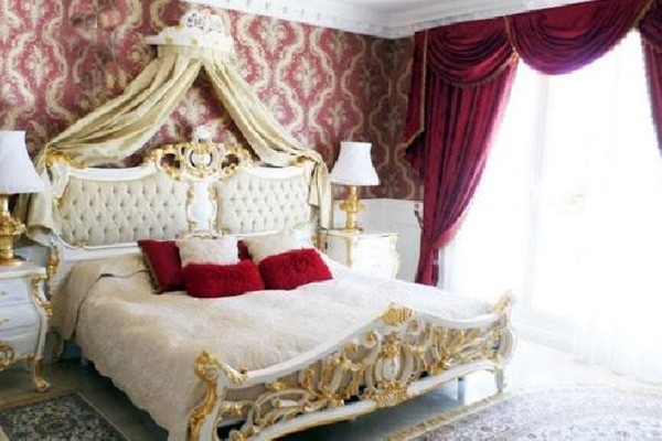 One of the heavenly bedrooms with the finest interior, bathroom en suit and direct access to the terrace
