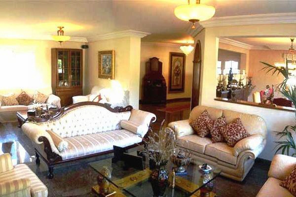 Magnificent living room