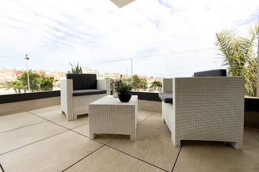 Covered terrace with awesome panoramic views